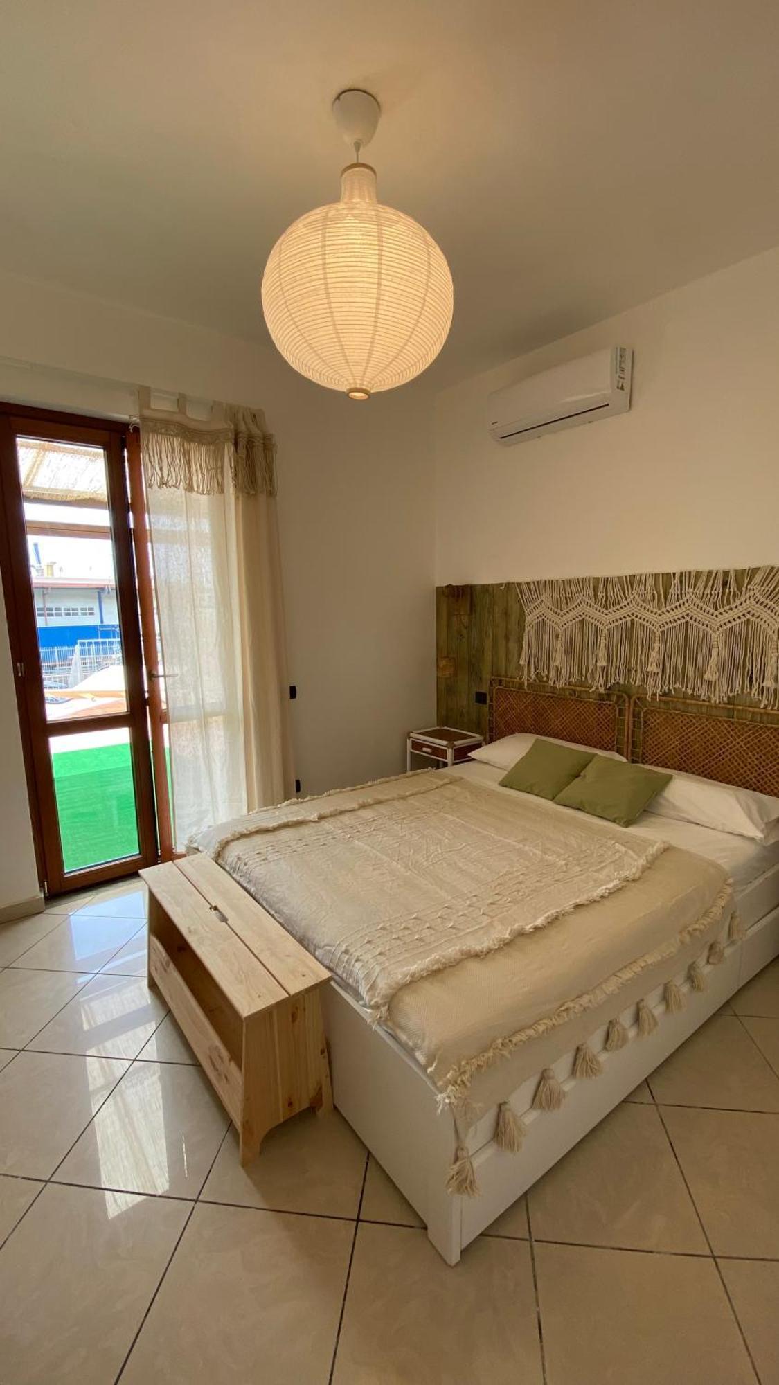 Apartament Giu Al Porto Salerno Zewnętrze zdjęcie